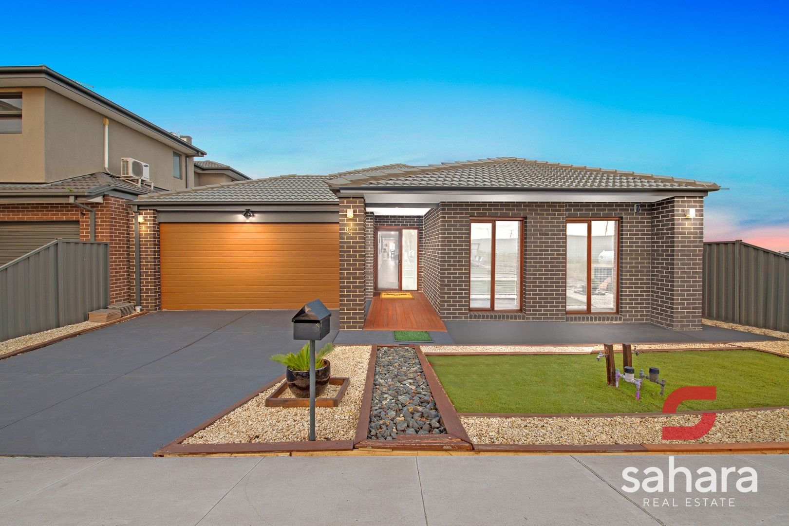 4 bedrooms House in 19 Tooten Road WOLLERT VIC, 3750