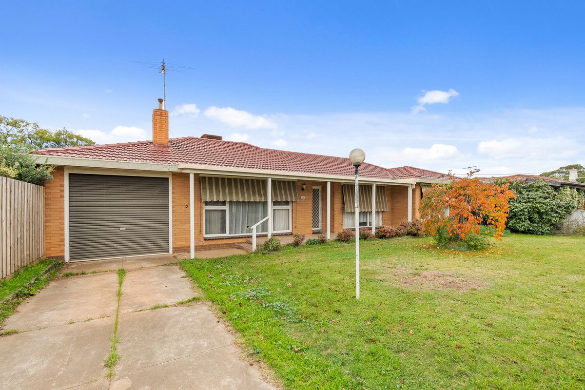 3 bedrooms House in 12 Fitzroy Street DARLEY VIC, 3340