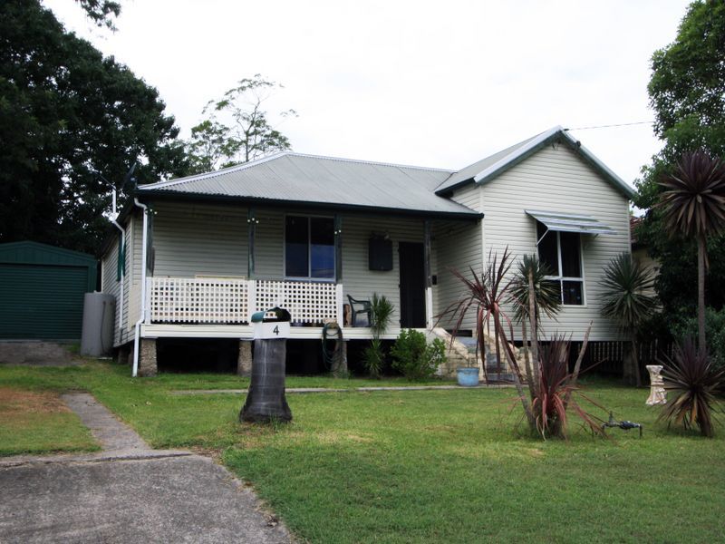 4 Lake Road, FENNELL BAY NSW 2283, Image 0