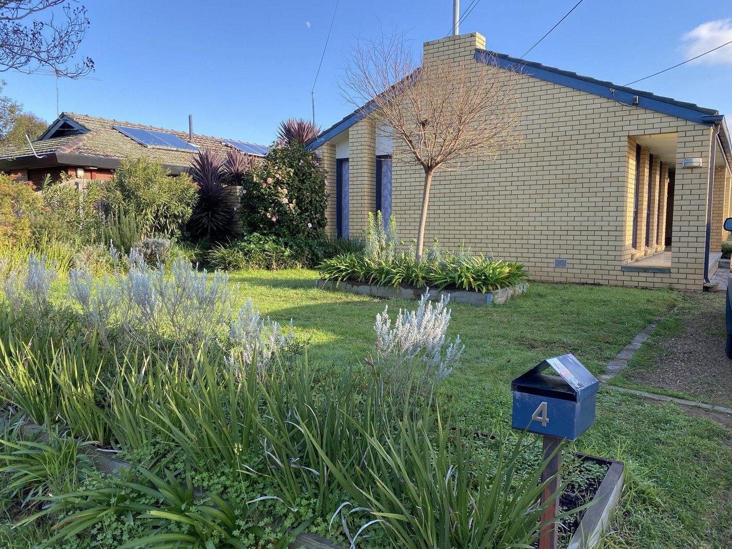 3 bedrooms House in 4 Moore Court WERRIBEE VIC, 3030