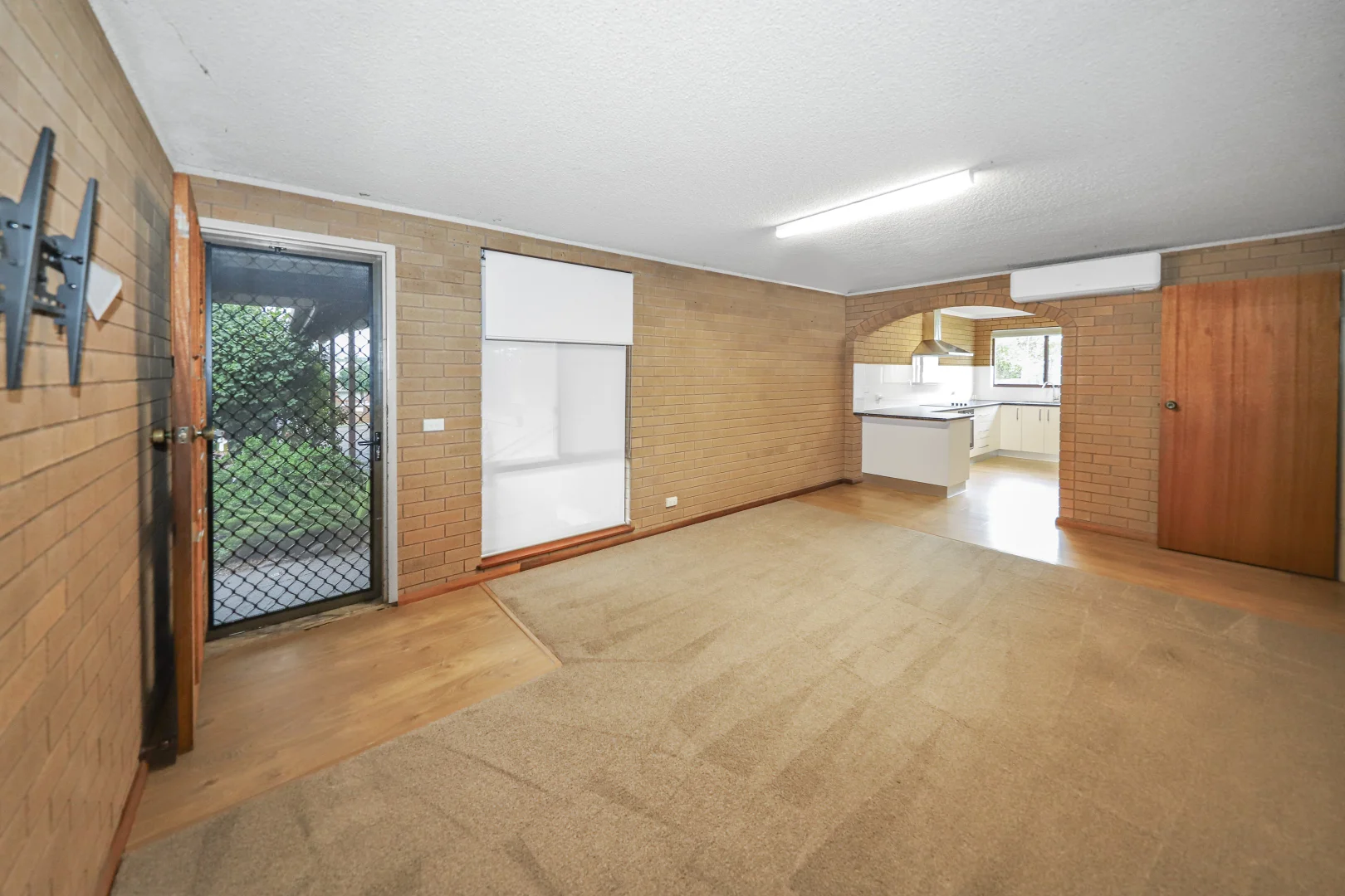 Additional image 3 of 2/7 Mangaroo Avenue, Tumut NSW 2720