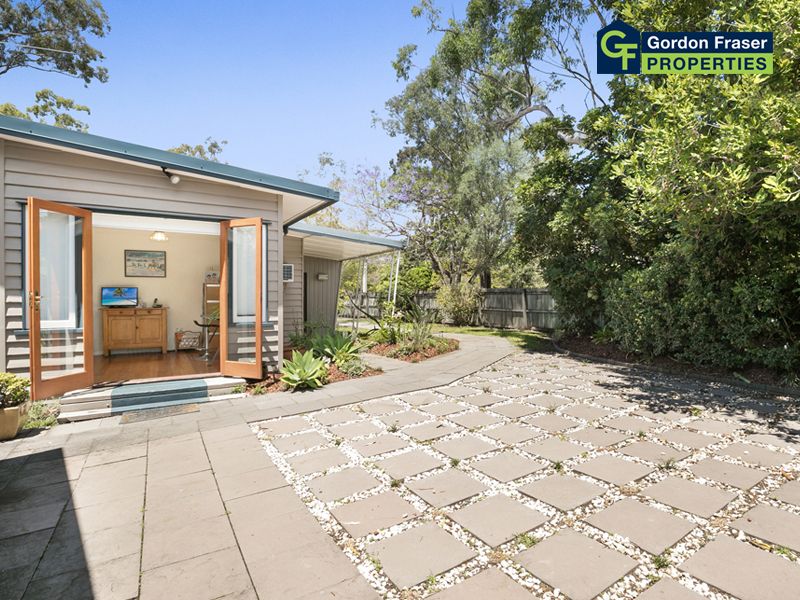 2 Ludlow St, Chapel Hill QLD 4069, Image 1