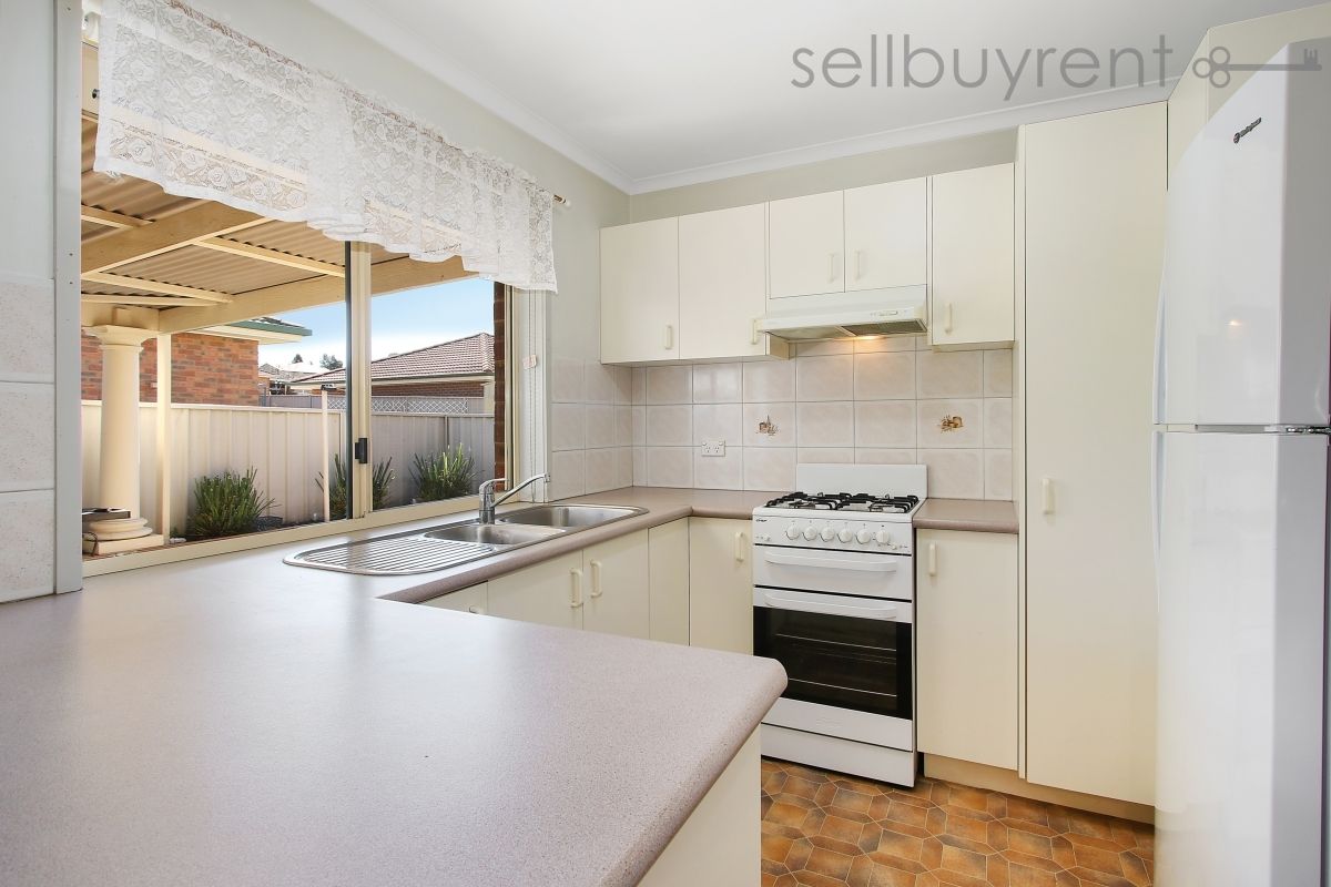 1/51 AZURE DRIVE, Wodonga VIC 3690, Image 2