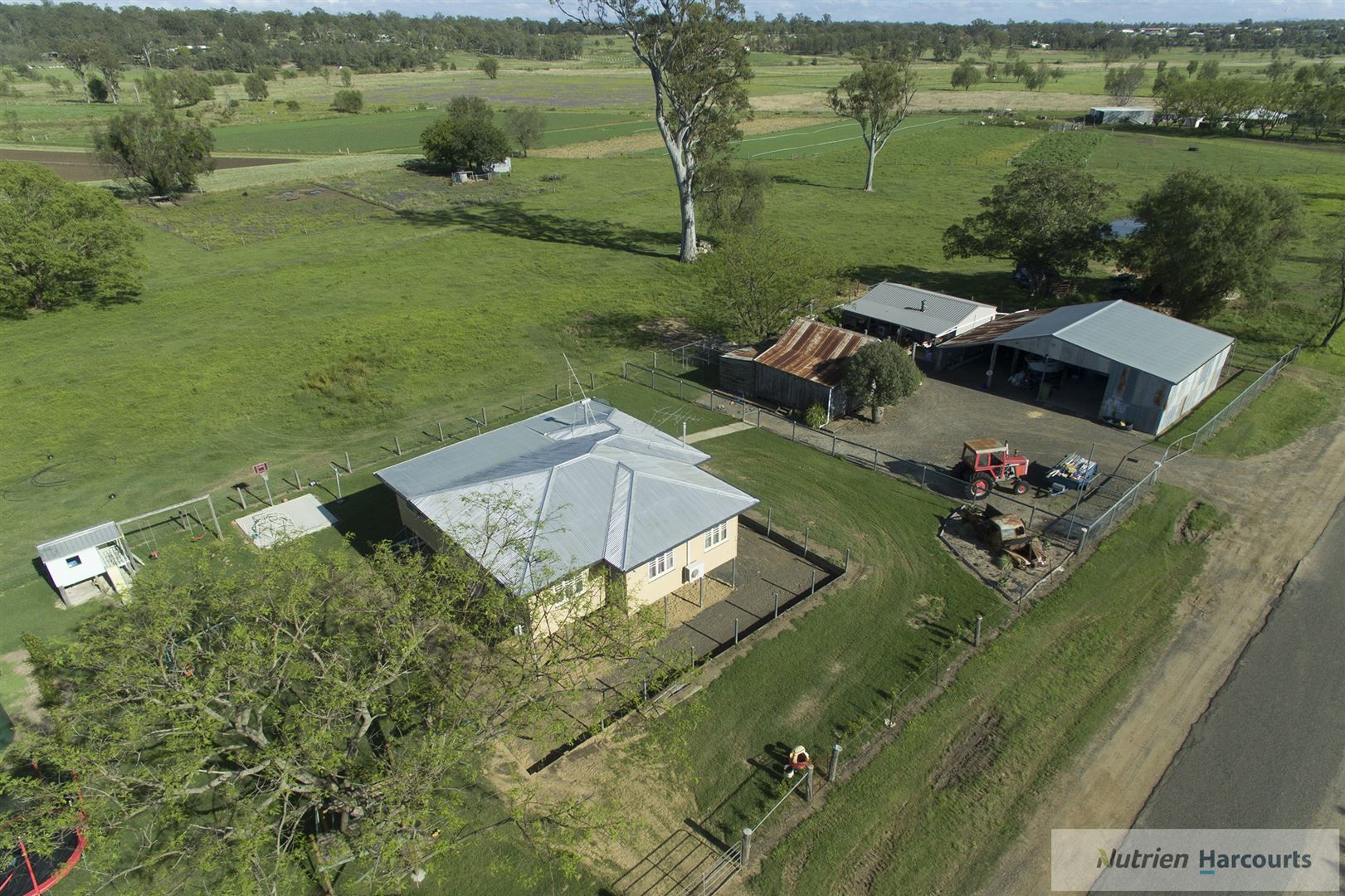 5 bedrooms Farm in 33Hatton Vale Heise Road HATTON VALE QLD, 4341