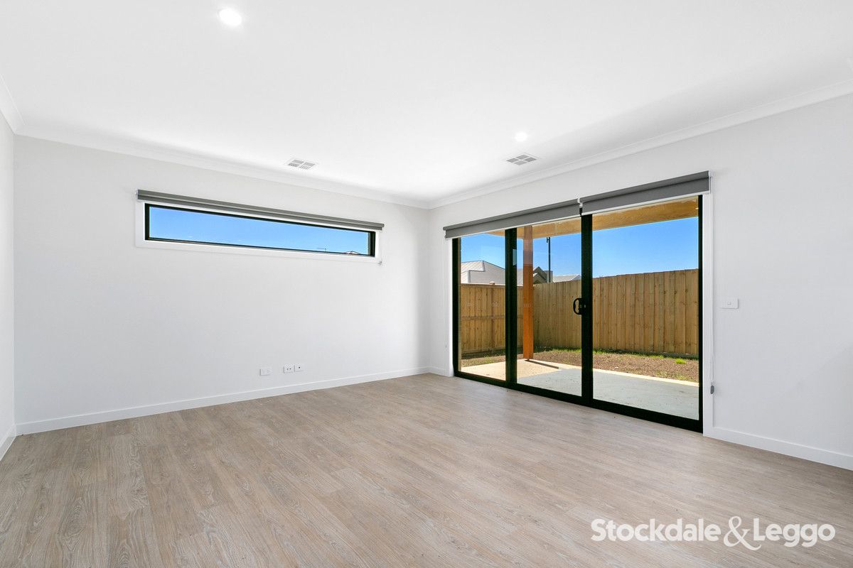 19b Dooyork Crescent, Traralgon VIC 3844, Image 2