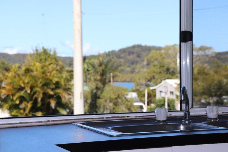 2 bedrooms House in 49 Canaipa Point Drive RUSSELL ISLAND QLD, 4184