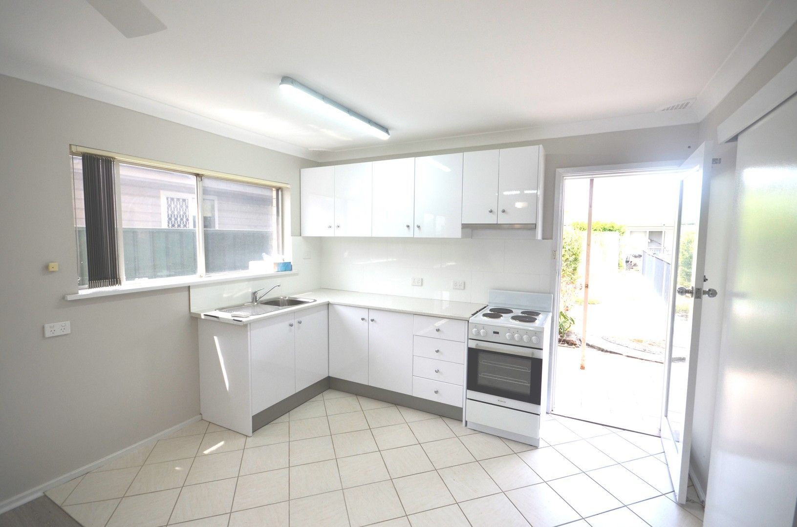 1 bedrooms Apartment / Unit / Flat in 28C Winifred Avenue UMINA BEACH NSW, 2257