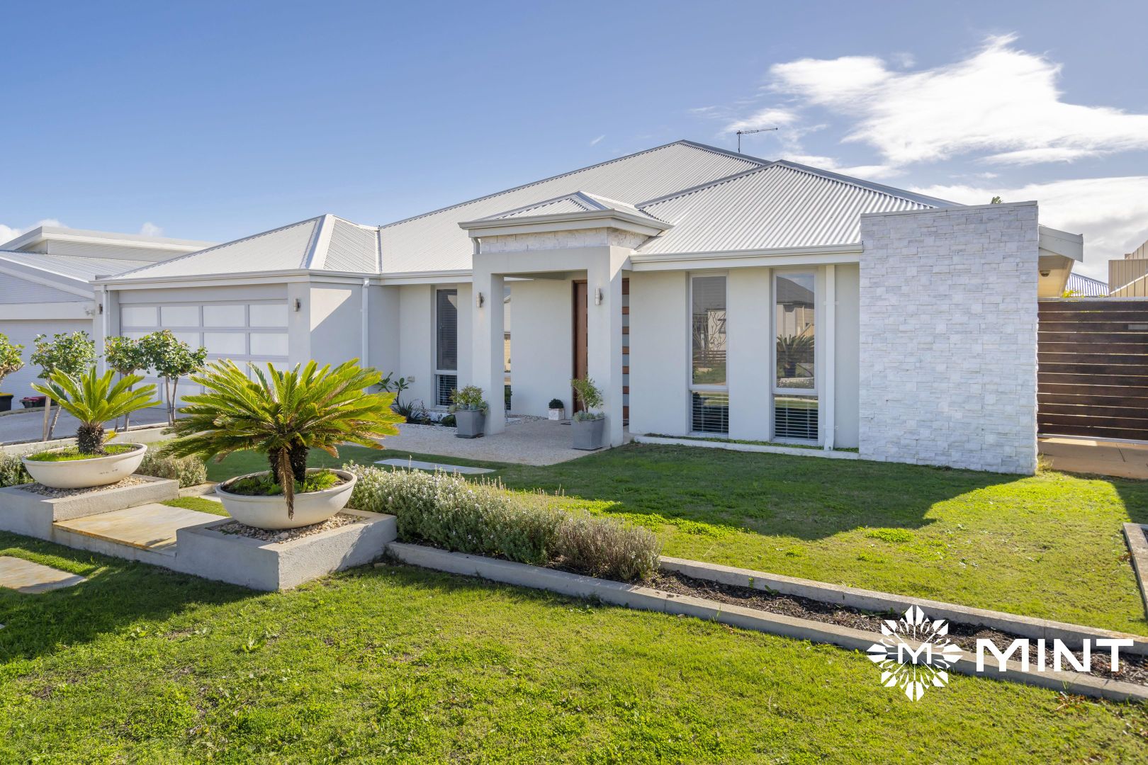 6 Ingrilli Court, Munster WA 6166, Image 2