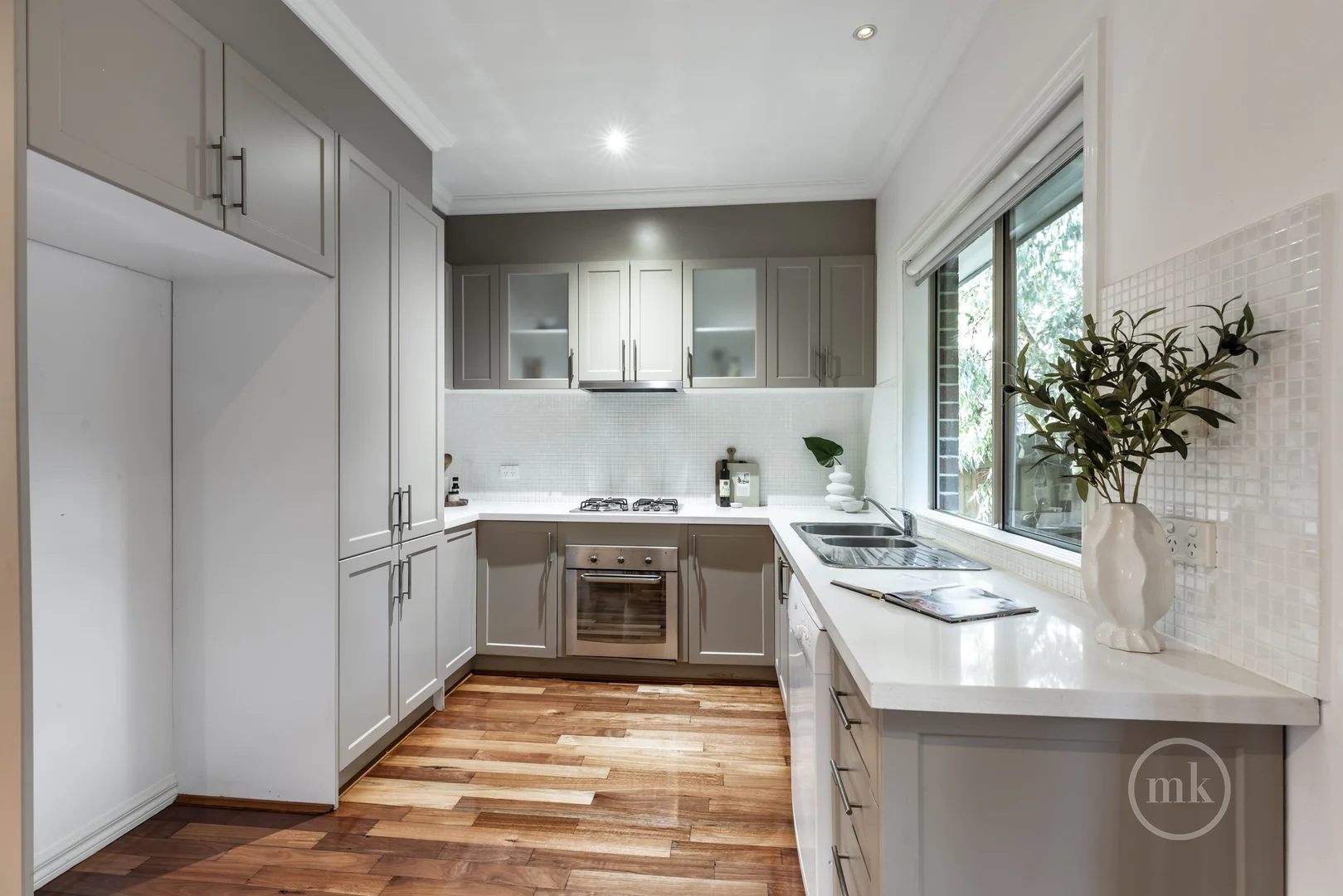 Additional image 5 of 4/192-196 Sherbourne Road, Montmorency VIC 3094