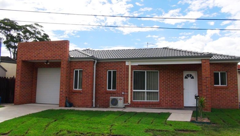 2 bedrooms House in 13a Josephine Street MERRYLANDS NSW, 2160