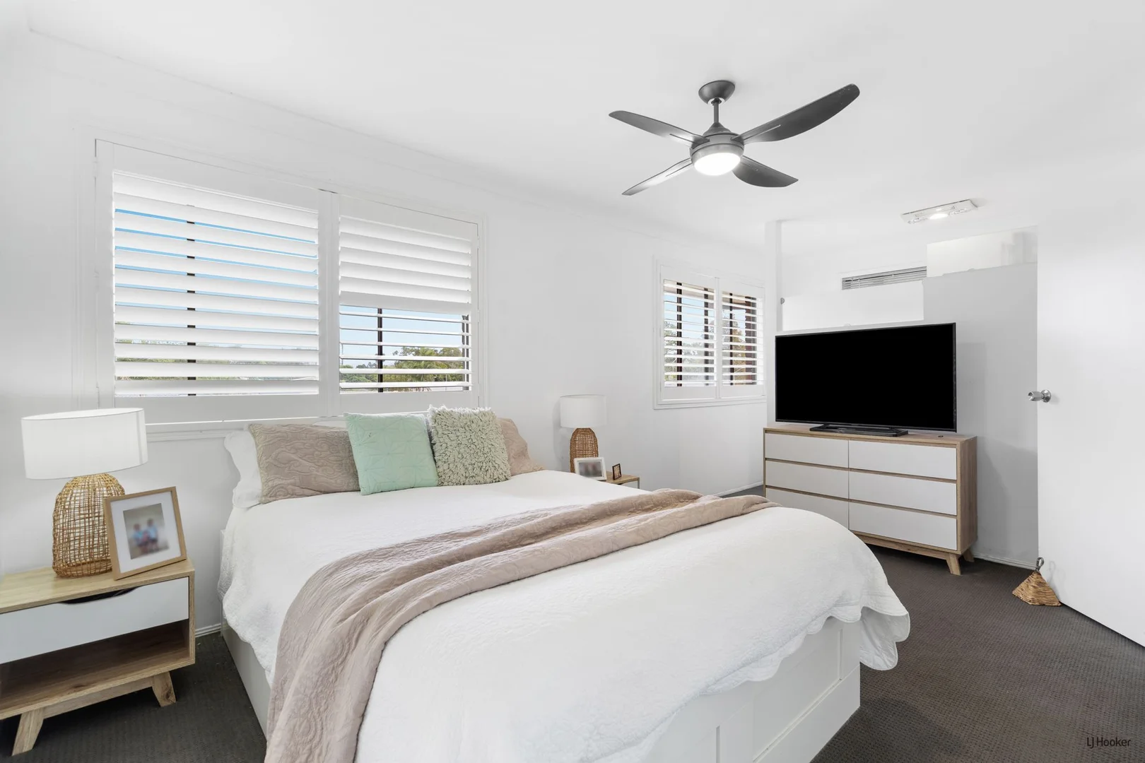 Additional image 12 of 14 Kalmia Court, Elanora QLD 4221