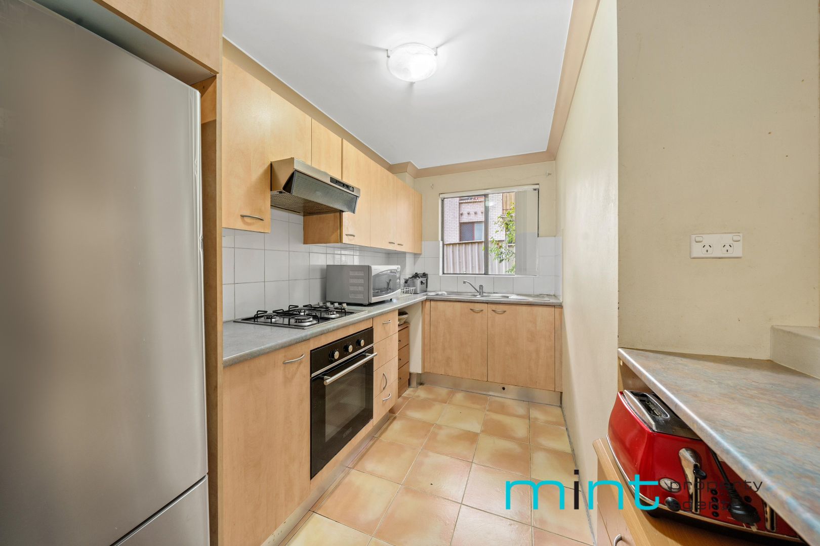 6/170 Greenacre Road, Bankstown NSW 2200, Image 2