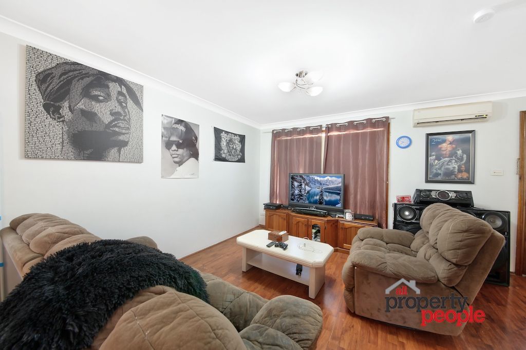 15/30 Kings Road, Ingleburn NSW 2565, Image 2