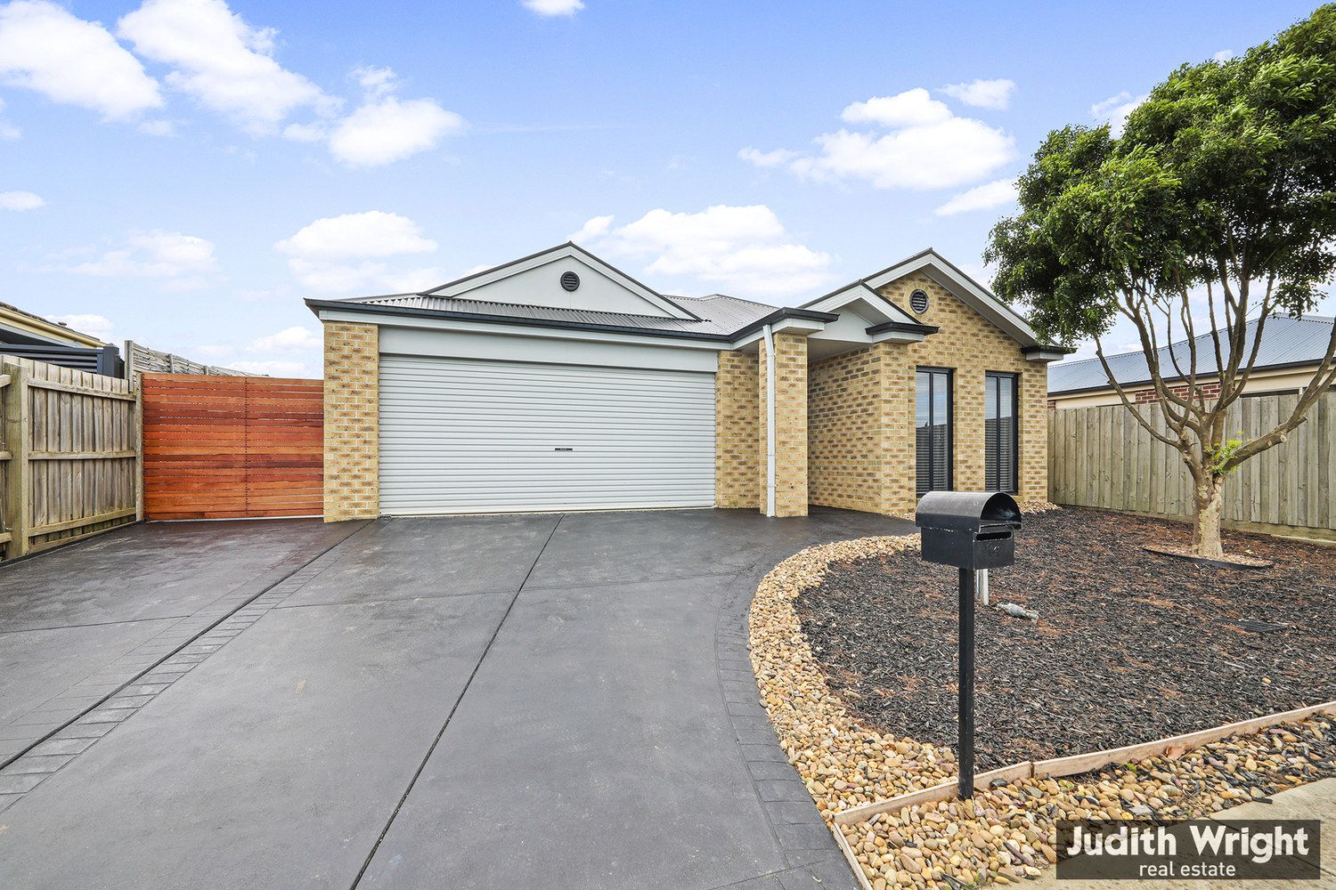 14 Alaska Court, Warragul VIC 3820, Image 1