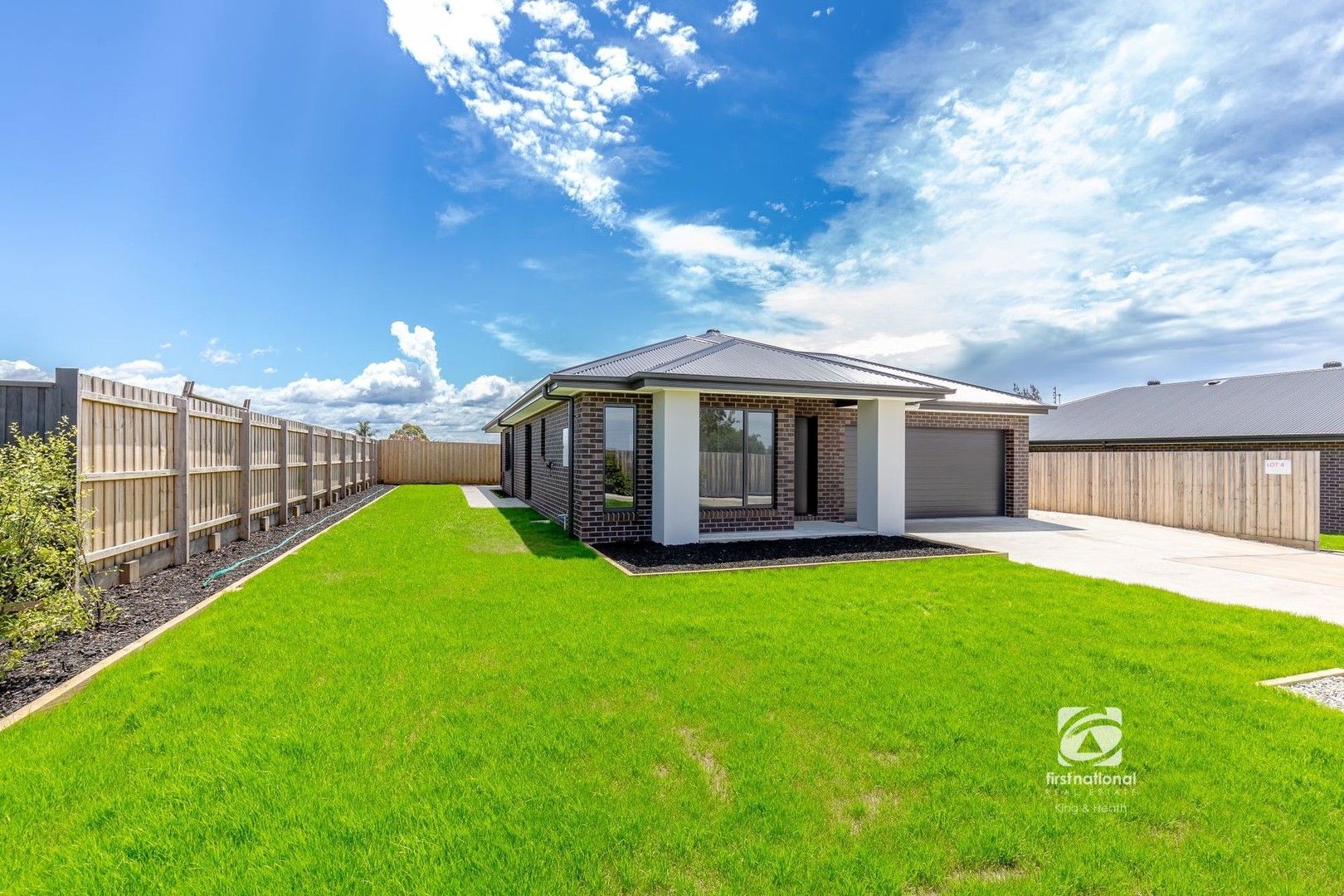 3 bedrooms House in 4/6 Hayman Place PAYNESVILLE VIC, 3880