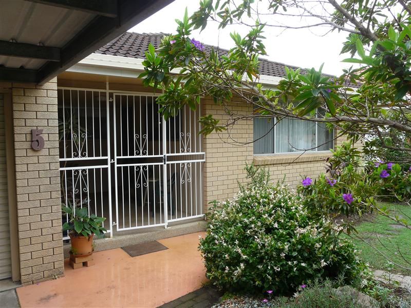 5 Glenloc Street, Redcliffe QLD 4020