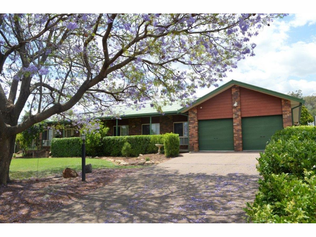 18 Hillcrest Road, Gunnedah NSW 2380, Image 0