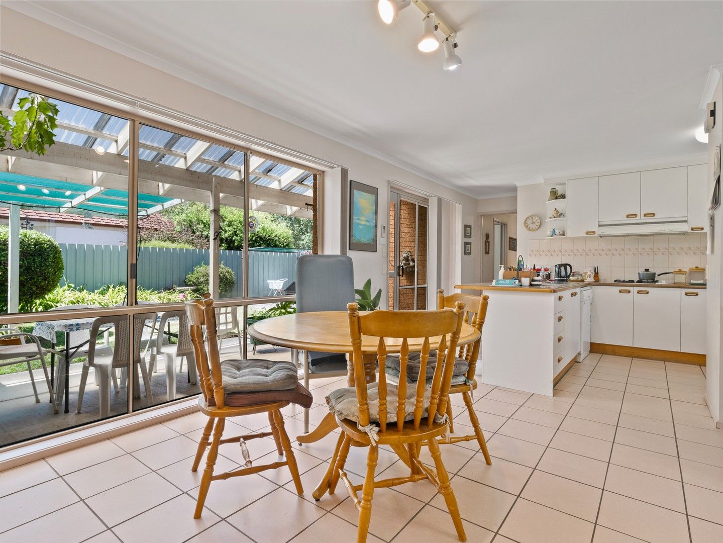 8 Saville Ave, Lavington NSW 2641, Image 1