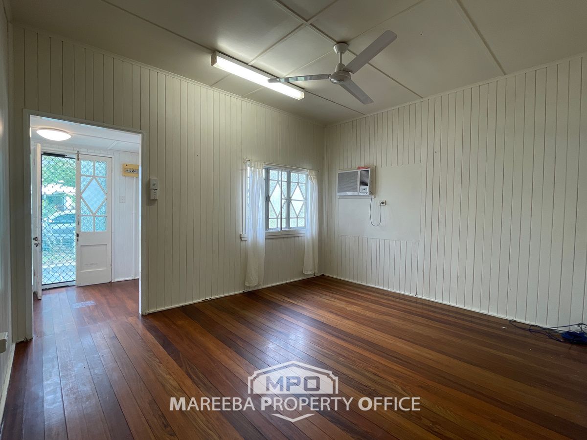 27 Robins Street, Mareeba QLD 4880, Image 2