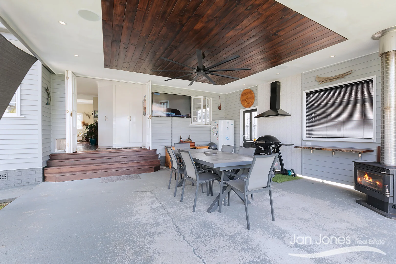 Additional image 12 of 107 Eversleigh Road, Scarborough QLD 4020