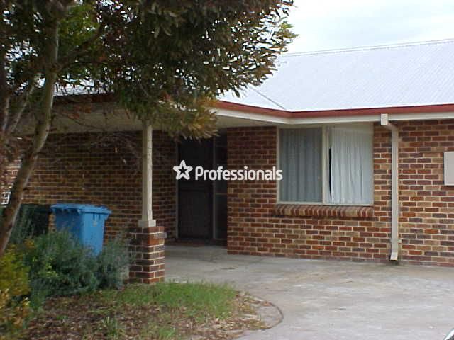 3 bedrooms Apartment / Unit / Flat in 6A Eggeling Street CASTLETOWN WA, 6450