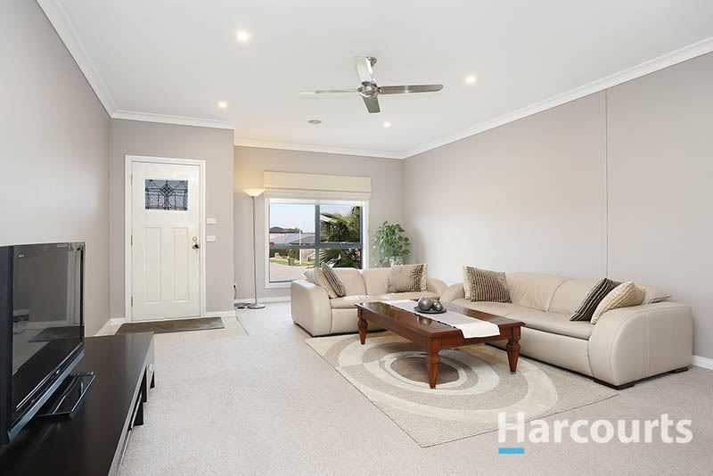 33A Lamour Avenue, South Morang VIC 3752, Image 1