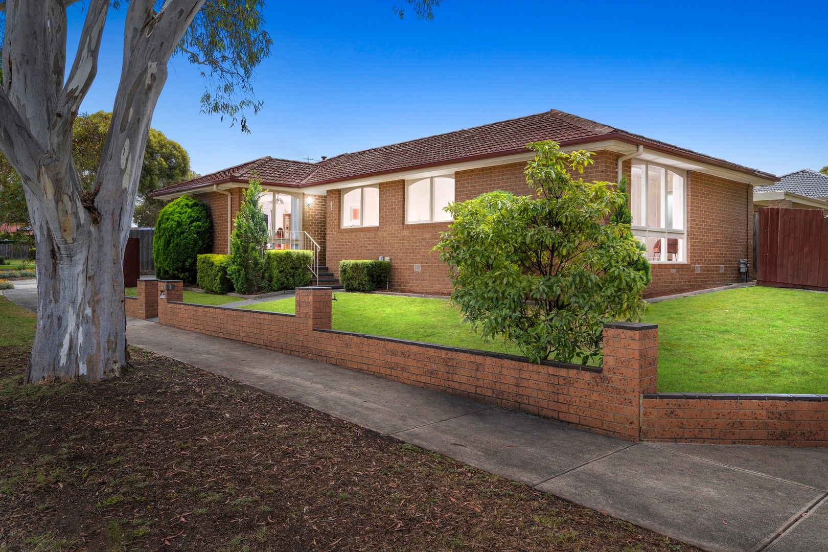 4 bedrooms House in 1 Archer Place MILL PARK VIC, 3082