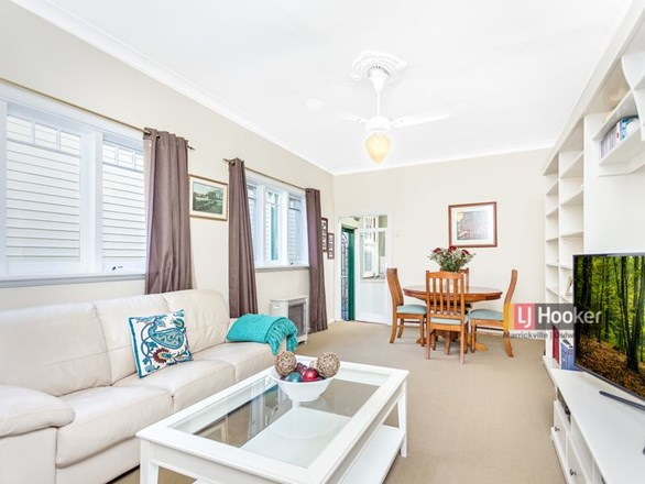 10 Lincoln Street, Dulwich Hill NSW 2203