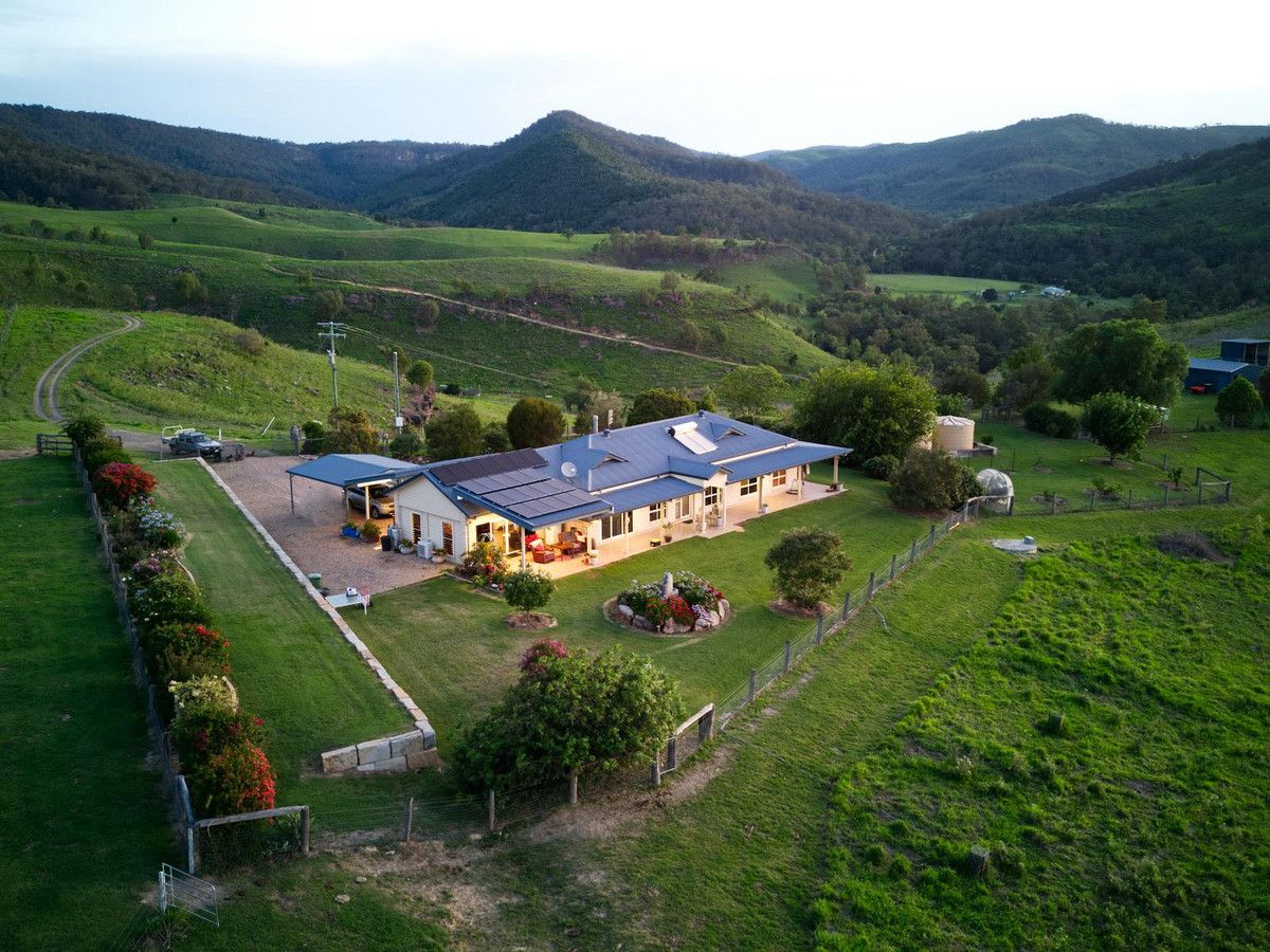 197 Dry Gully Road Mount Whitestone QLD 4347 House for Sale