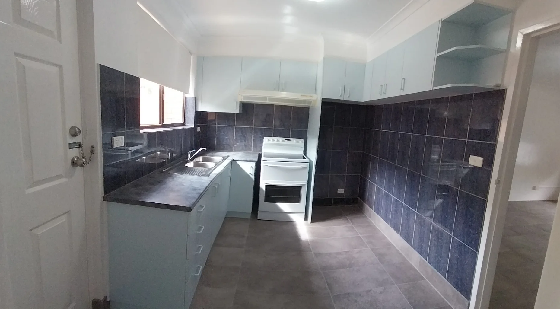 4/22 Bungendore Road, Queanbeyan East NSW 2620