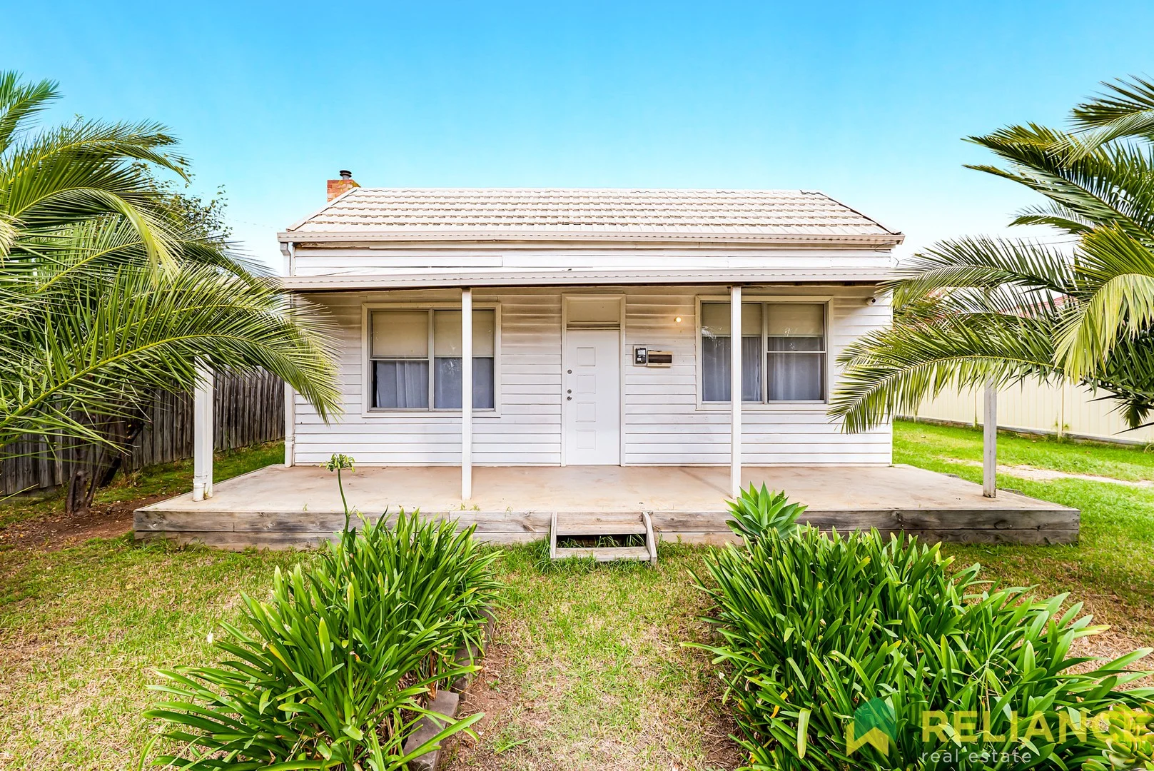 4 Toolern Street, Melton South VIC 3338