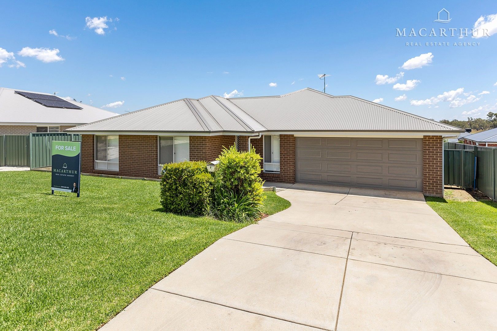 8 Tantoon Circuit, Forest Hill NSW 2651, Image 0