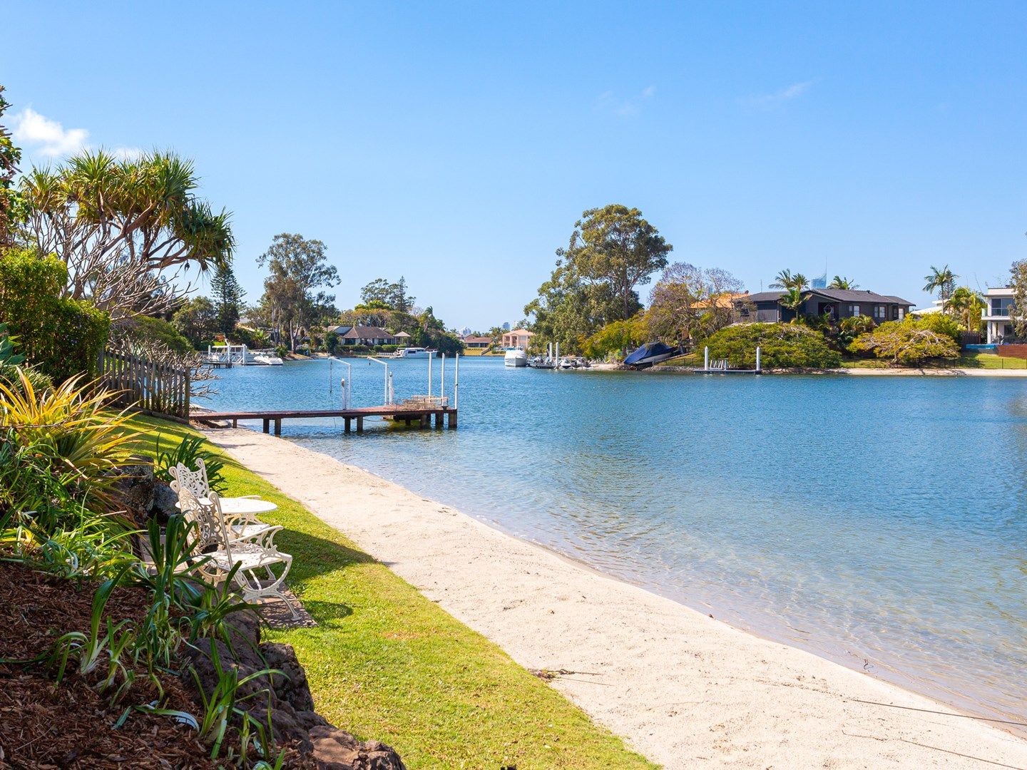 19 River Crescent, Broadbeach Waters QLD 4218, Image 0