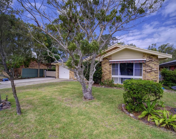 32 Goldens Road, Forster NSW 2428