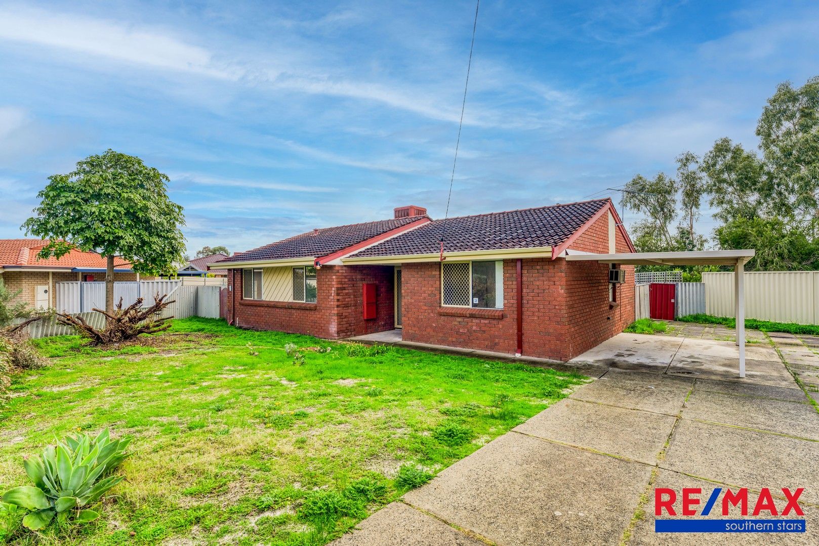 3 bedrooms House in 12 Pigeon Court LANGFORD WA, 6147
