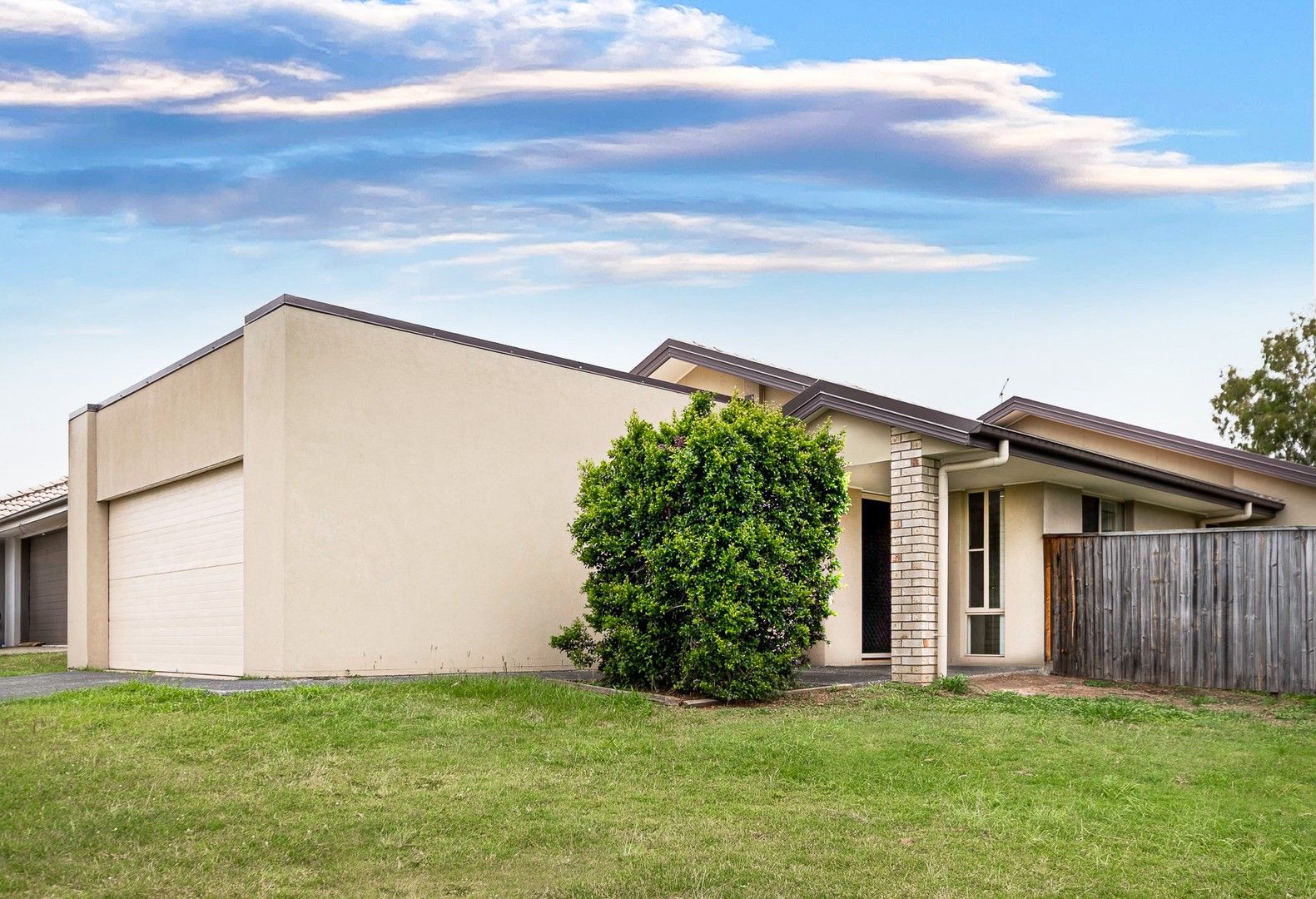 4 bedrooms House in 6 Denarau Close LEICHHARDT QLD, 4305