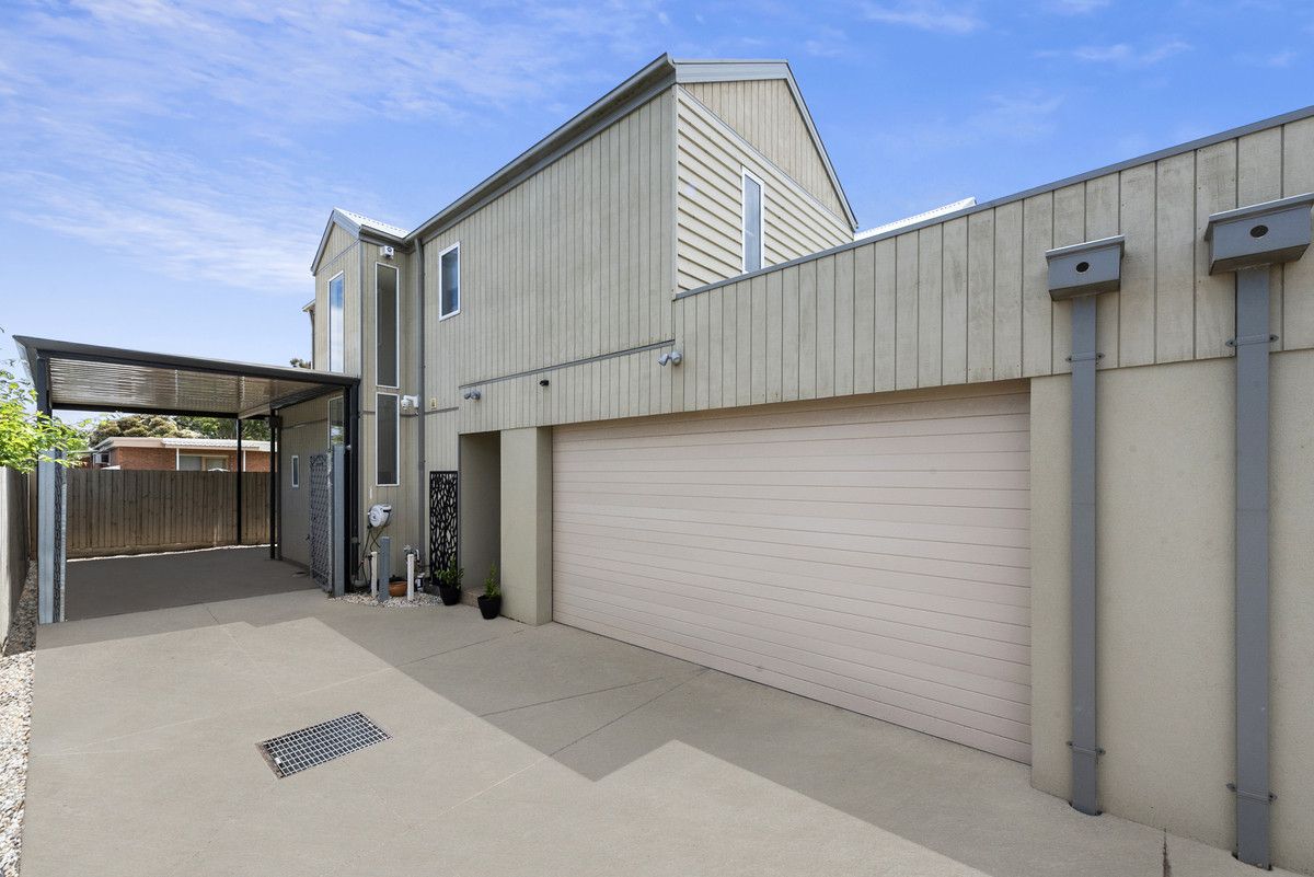 2/11 Tassel Road, Safety Beach VIC 3936, Image 0