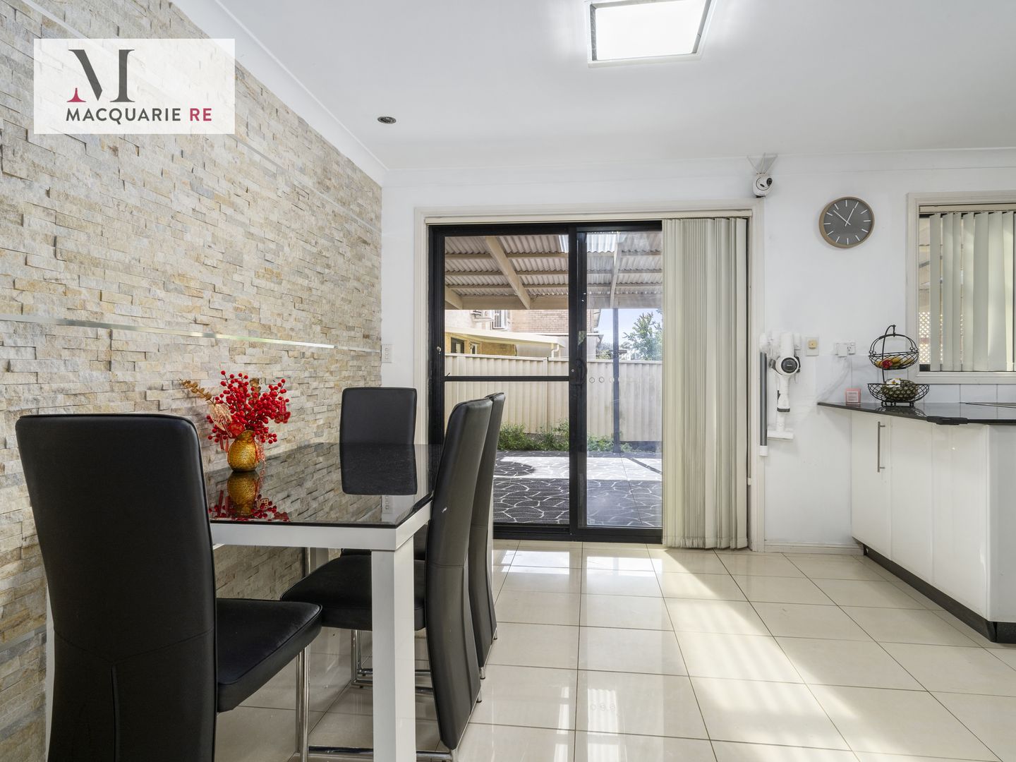 1/5 Lang Road, Casula NSW 2170, Image 2