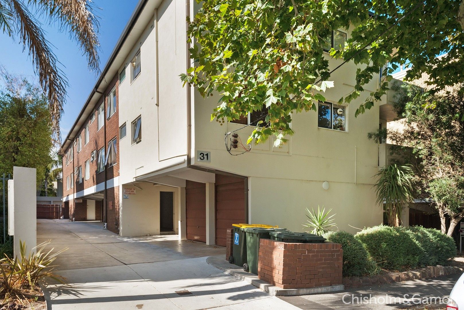 2 bedrooms Apartment / Unit / Flat in 8/31 Selwyn Avenue ELWOOD VIC, 3184