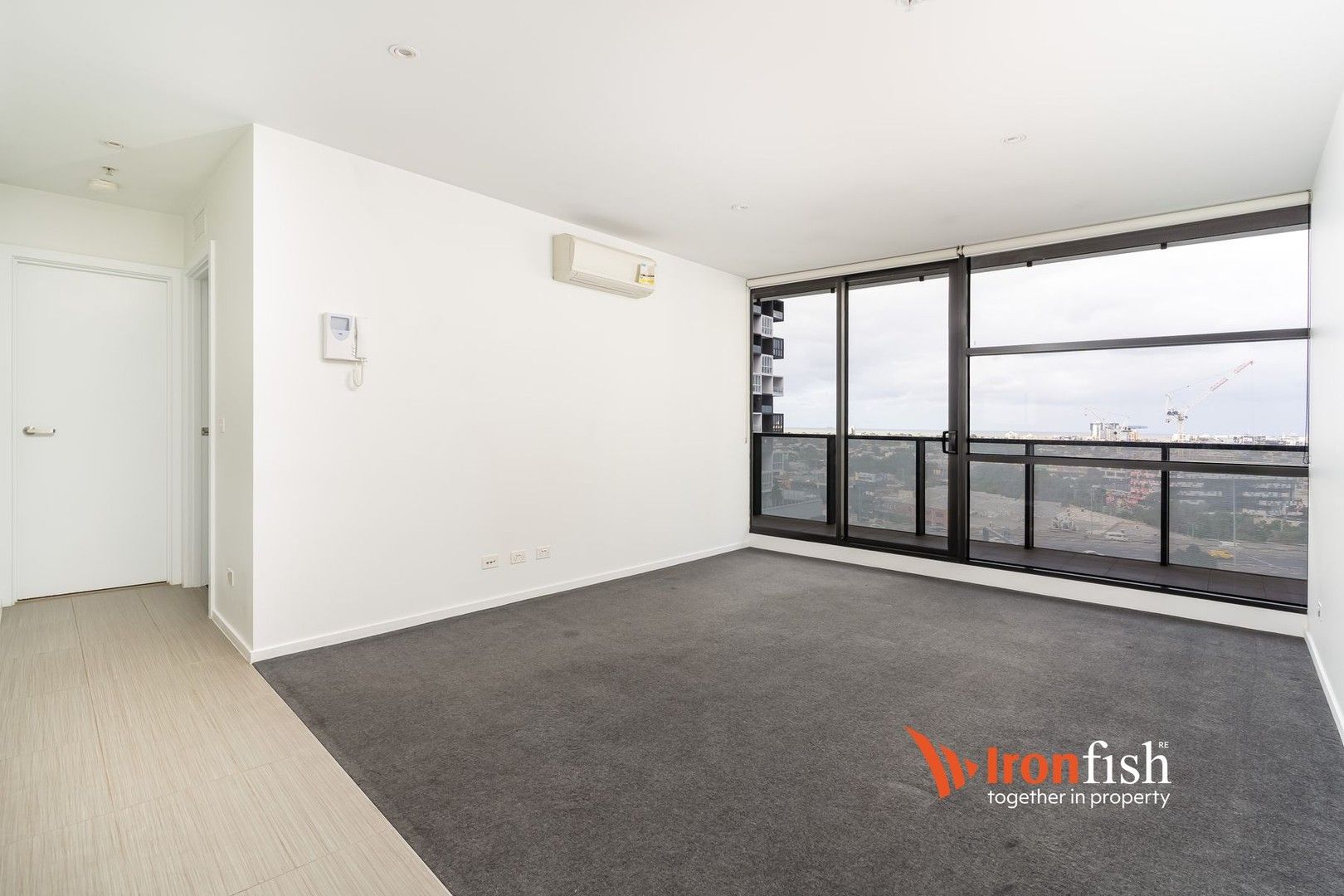 1 bedrooms Apartment / Unit / Flat in 1105/50 Haig Street SOUTHBANK VIC, 3006