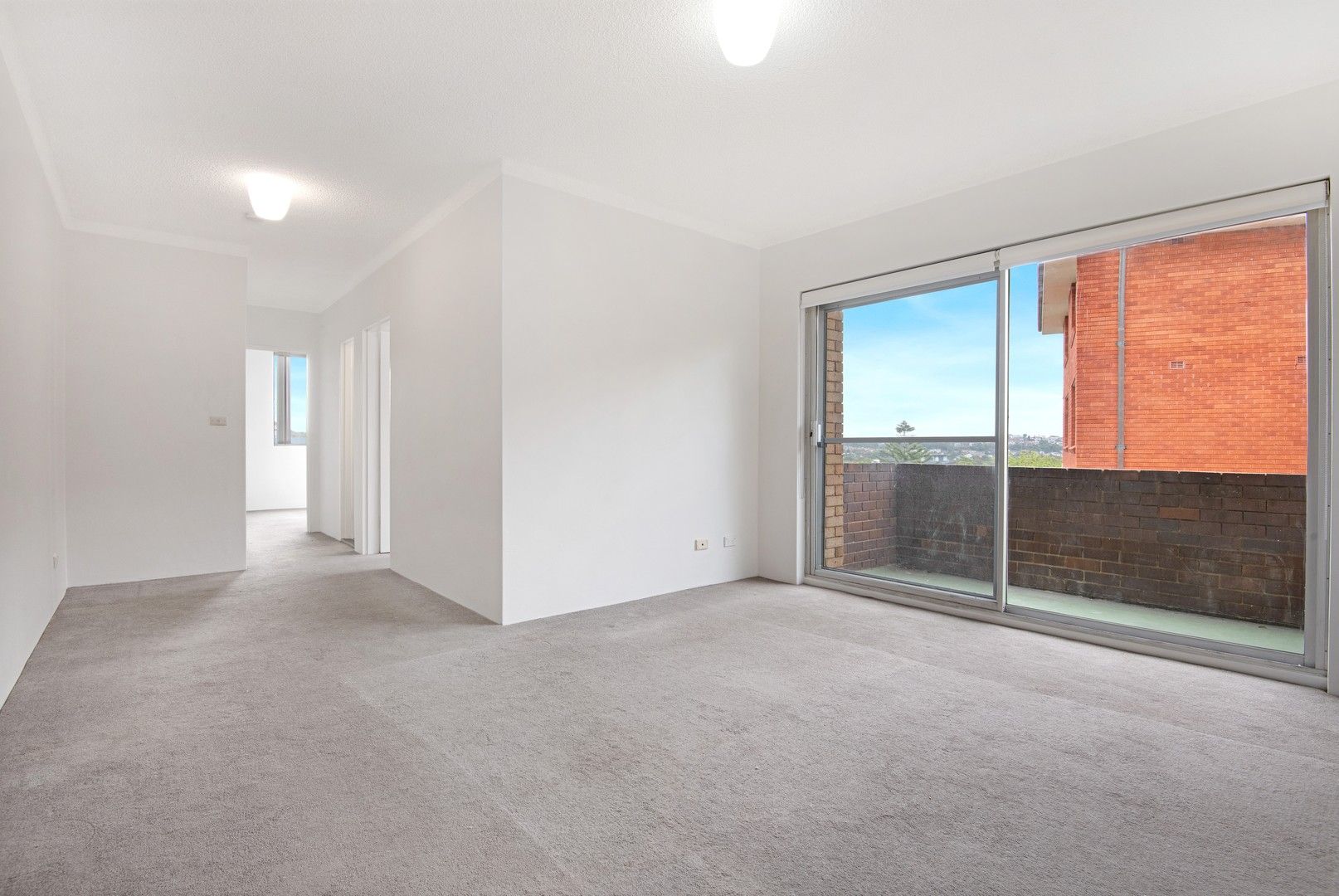 2 bedrooms Apartment / Unit / Flat in 8/43 Sturdee Parade DEE WHY NSW, 2099