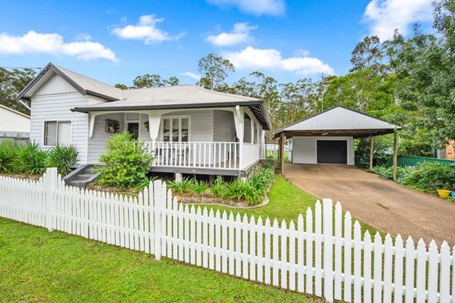 Picture of 7 Ellalong Road, PELTON NSW 2325