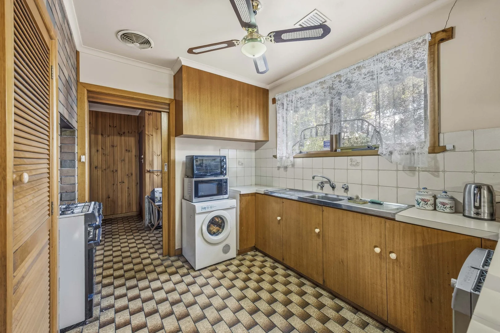 Additional image 9 of 405 Russell Street, Newington VIC 3350