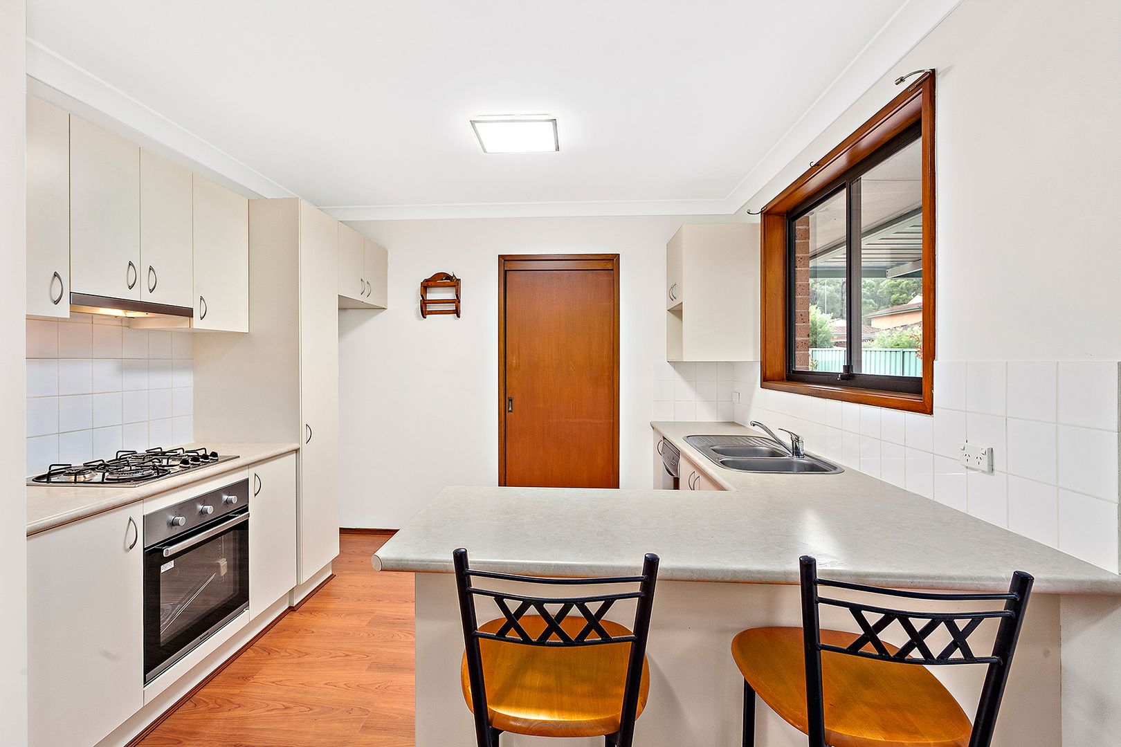 38/80 Wilson Pde, Heathcote NSW 2233, Image 2