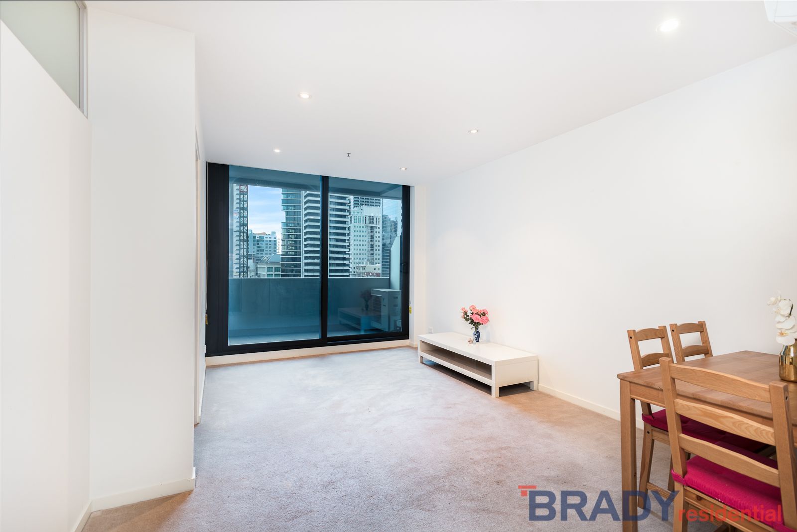 1004/8 Sutherland Street, Melbourne VIC 3000, Image 0