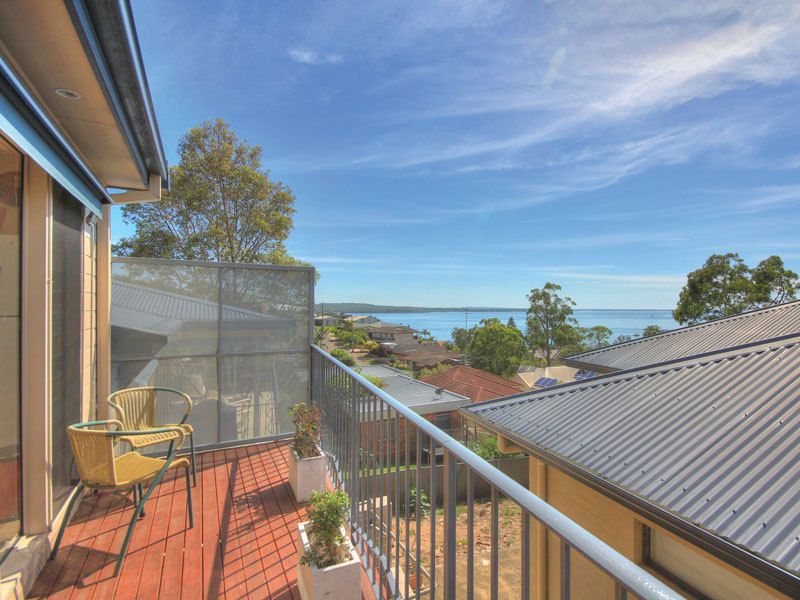 2/18 Vista Avenue, Soldiers Point NSW 2317, Image 0