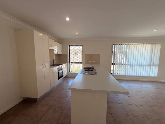 Additional image 3 of 66 Epping Way, Mount Low QLD 4818