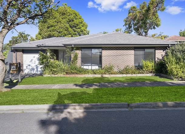 1A Scoble Street, Frankston South VIC 3199