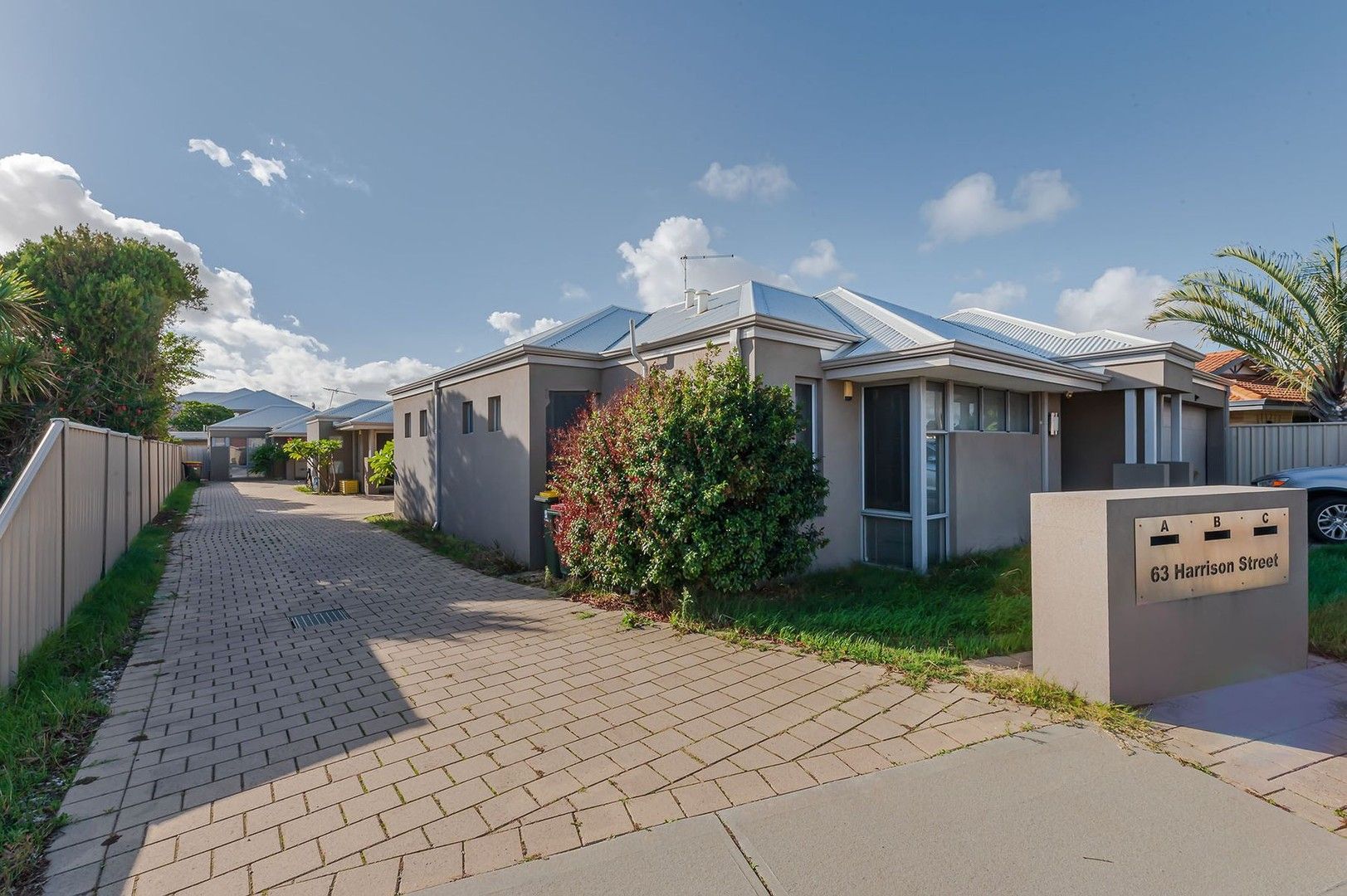 3 bedrooms House in 63B Harrison Street BALCATTA WA, 6021