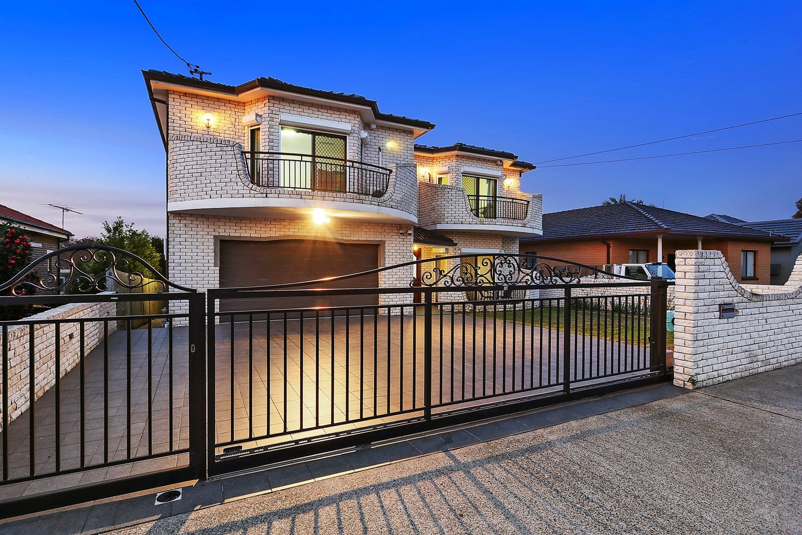 18 Russell Street, Russell Lea NSW 2046, Image 0